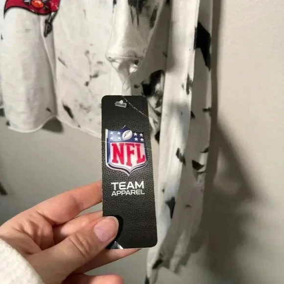 NWT Women's Majestic  Threads Tom Brady Tampa Bay Off-Shoulder Long Sleeve S - Picture 4 of 7